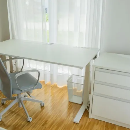 Design-apartment -garten -parken 公寓 伯布林根