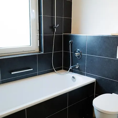 Design-apartment -garten -parken 公寓 伯布林根