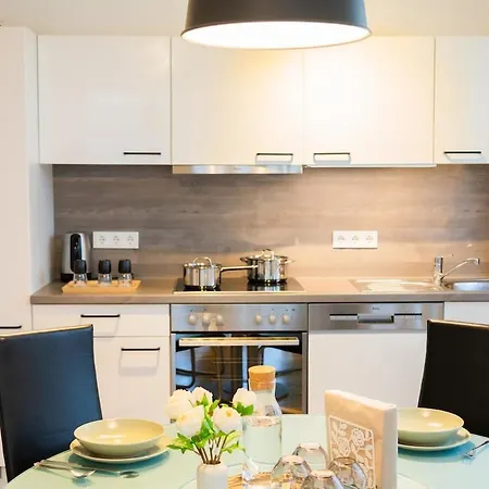 Design-apartment -garten -parken * 伯布林根